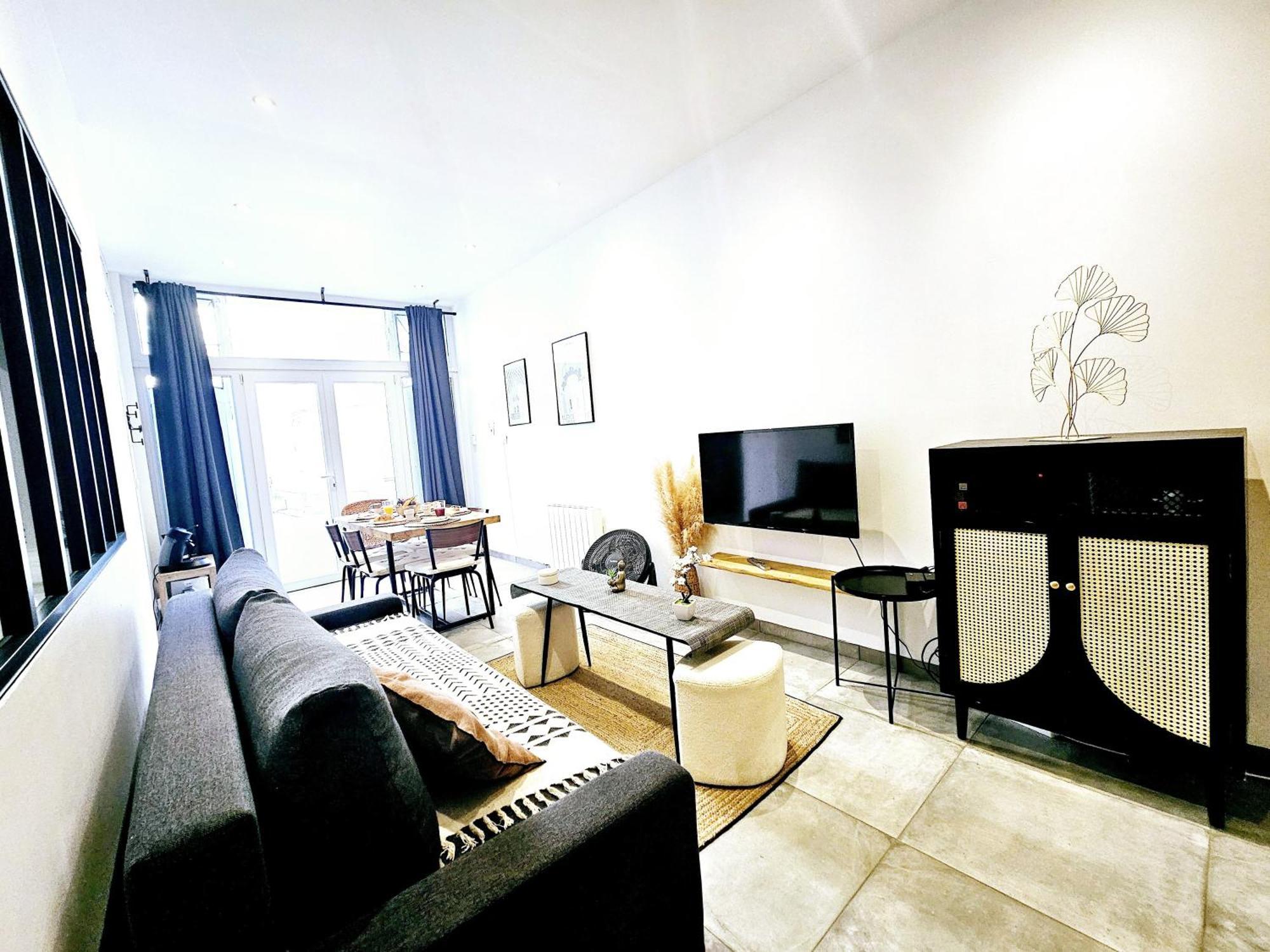 Refuge Urbain - Ideal Pro, Familles & Amis - Le Calme En Hypercentre - Wifi Haut Debit - Netflix - Machine A Laver - Gare, Cathedrale, Commerces, Restaurants & Transports En Commun A Moins De 10 Minutes A Pied Реймс Экстерьер фото