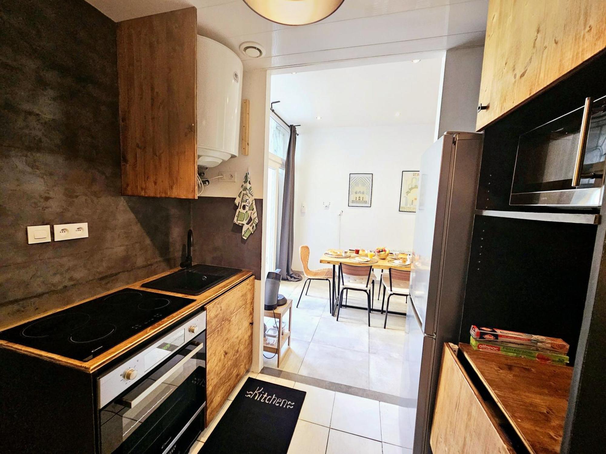 Refuge Urbain - Ideal Pro, Familles & Amis - Le Calme En Hypercentre - Wifi Haut Debit - Netflix - Machine A Laver - Gare, Cathedrale, Commerces, Restaurants & Transports En Commun A Moins De 10 Minutes A Pied Реймс Экстерьер фото