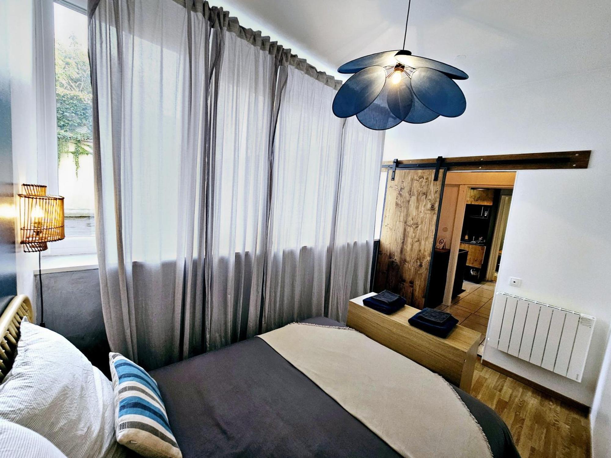 Refuge Urbain - Ideal Pro, Familles & Amis - Le Calme En Hypercentre - Wifi Haut Debit - Netflix - Machine A Laver - Gare, Cathedrale, Commerces, Restaurants & Transports En Commun A Moins De 10 Minutes A Pied Реймс Экстерьер фото