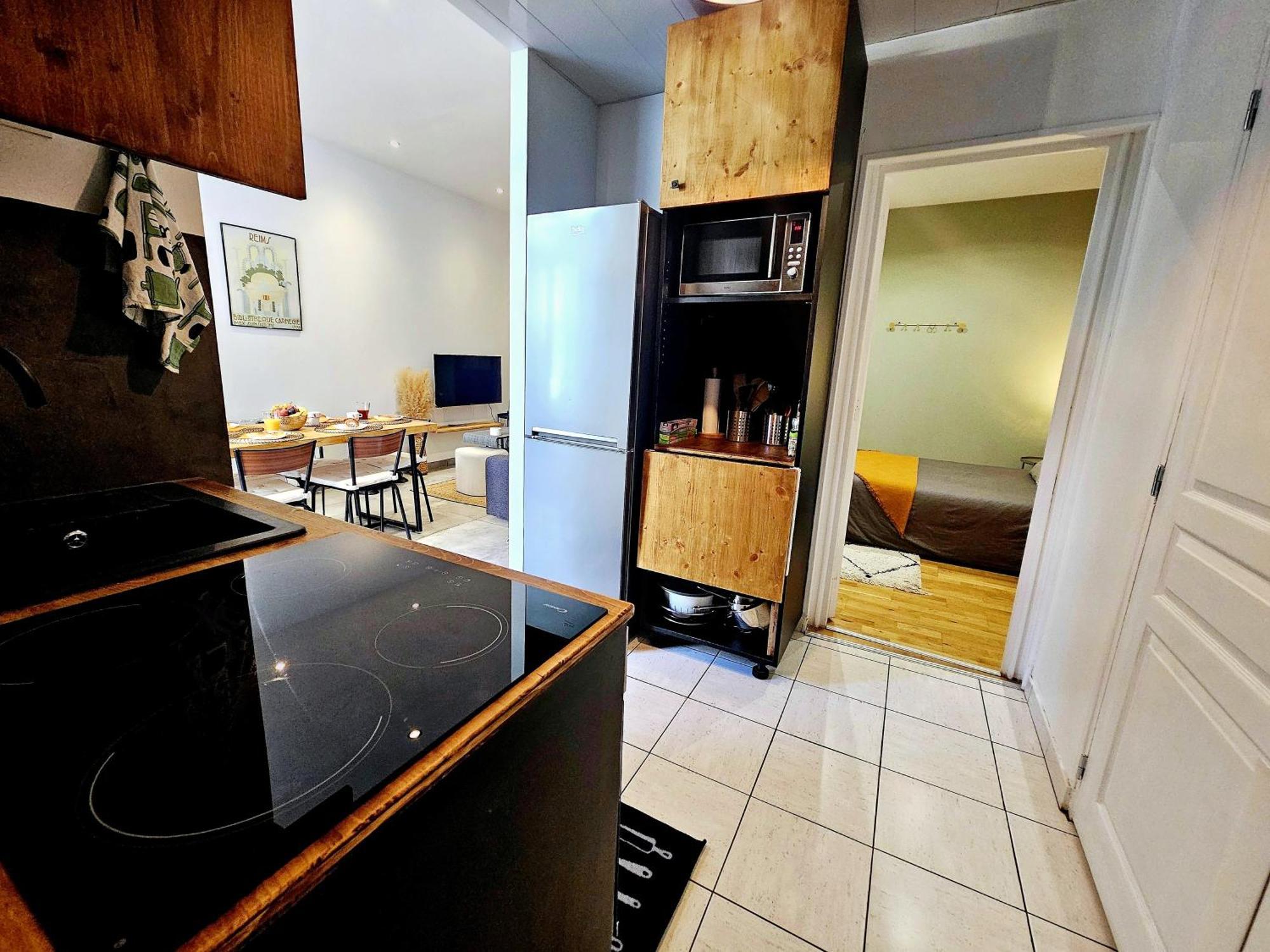 Refuge Urbain - Ideal Pro, Familles & Amis - Le Calme En Hypercentre - Wifi Haut Debit - Netflix - Machine A Laver - Gare, Cathedrale, Commerces, Restaurants & Transports En Commun A Moins De 10 Minutes A Pied Реймс Экстерьер фото